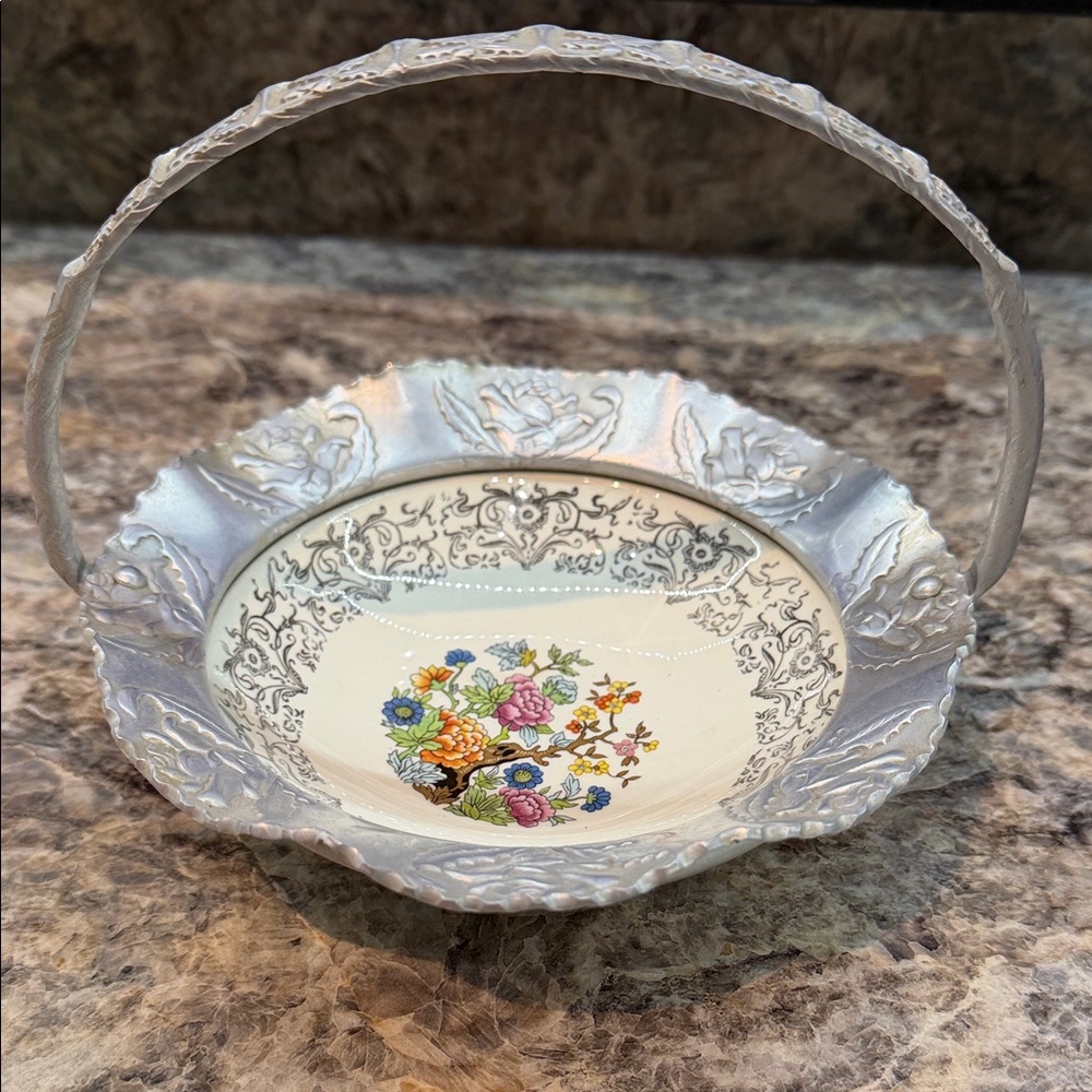 Vintage Farber & Shlevin Hammered Aluminum Basket with a Porcelain Bowl Insert